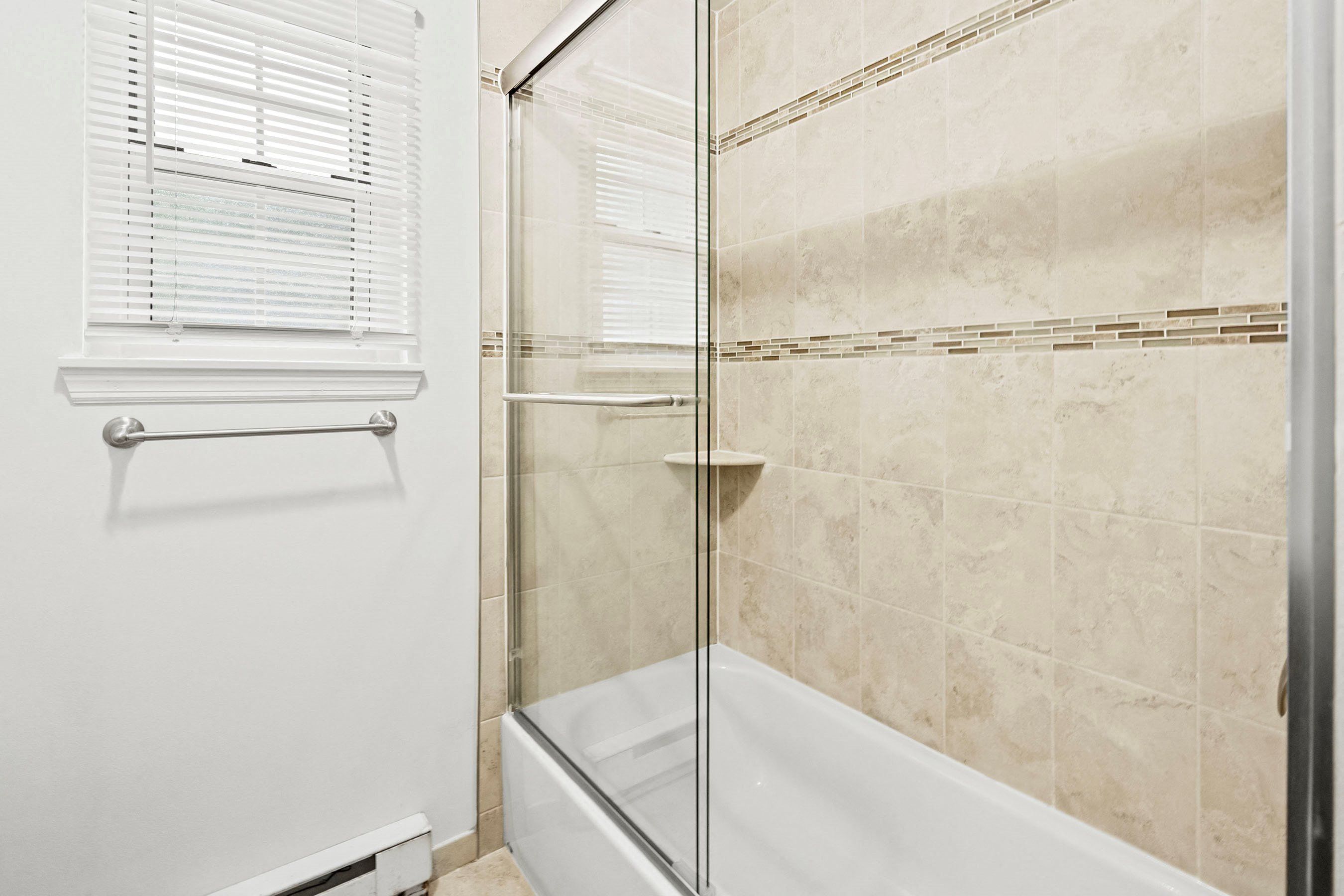 Gallery Photo 11